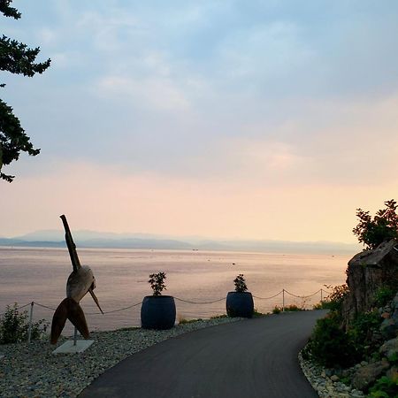 Sooke Harbour House Hotel Екстериор снимка