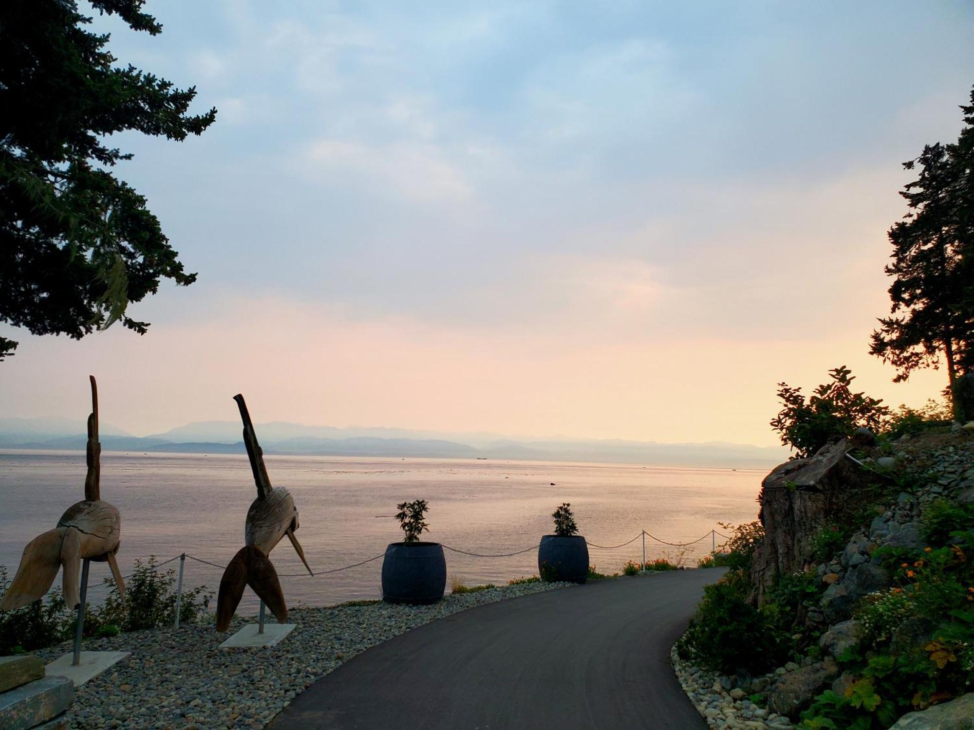 Sooke Harbour House Hotel Екстериор снимка