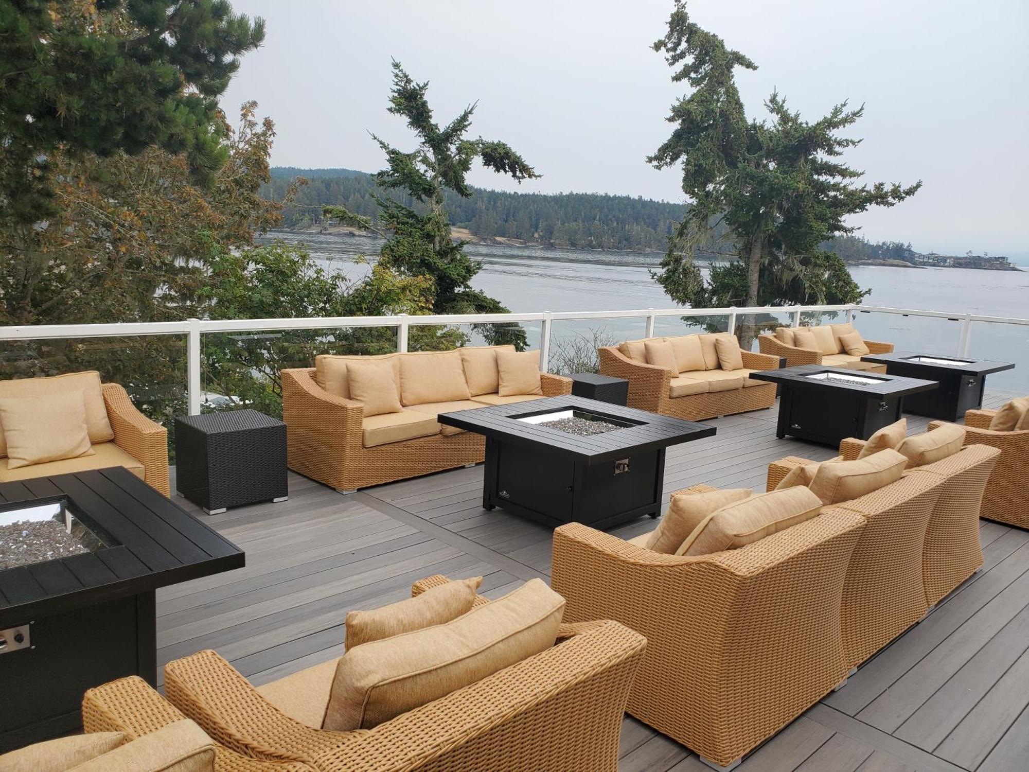 Sooke Harbour House Hotel Екстериор снимка