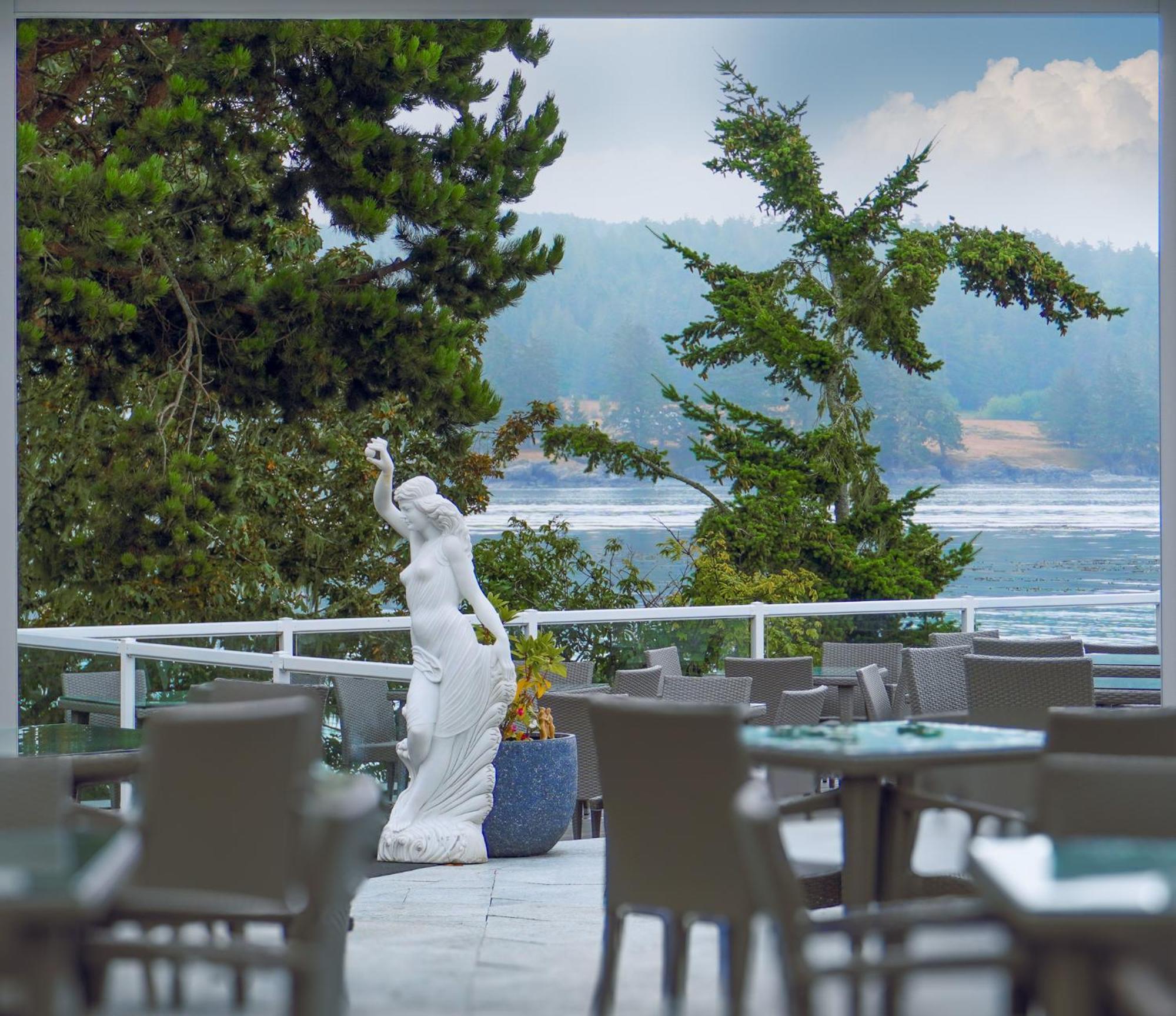 Sooke Harbour House Hotel Екстериор снимка
