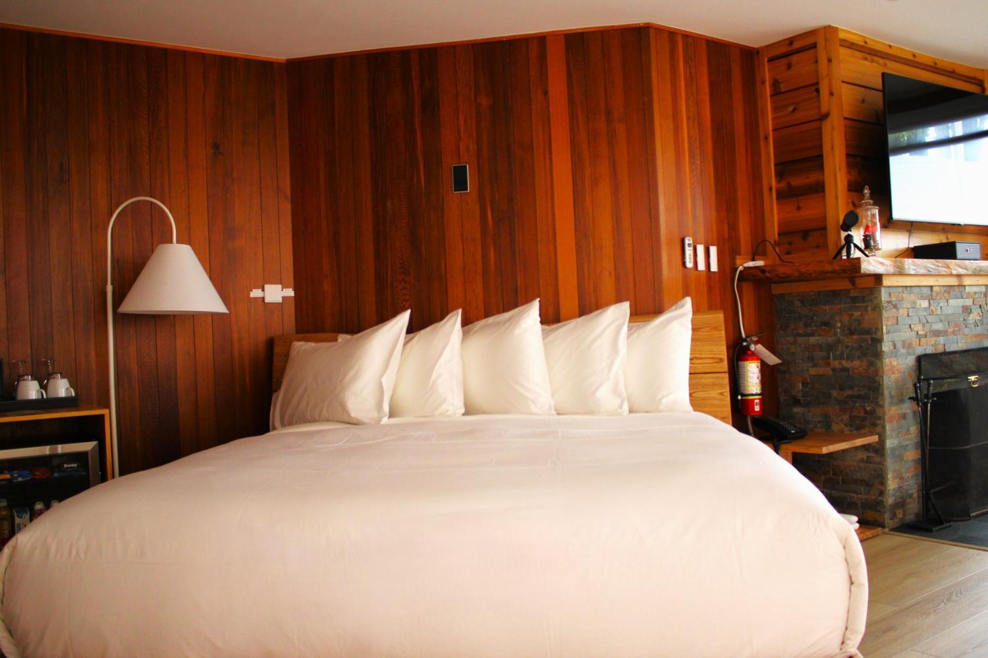 Sooke Harbour House Hotel Екстериор снимка