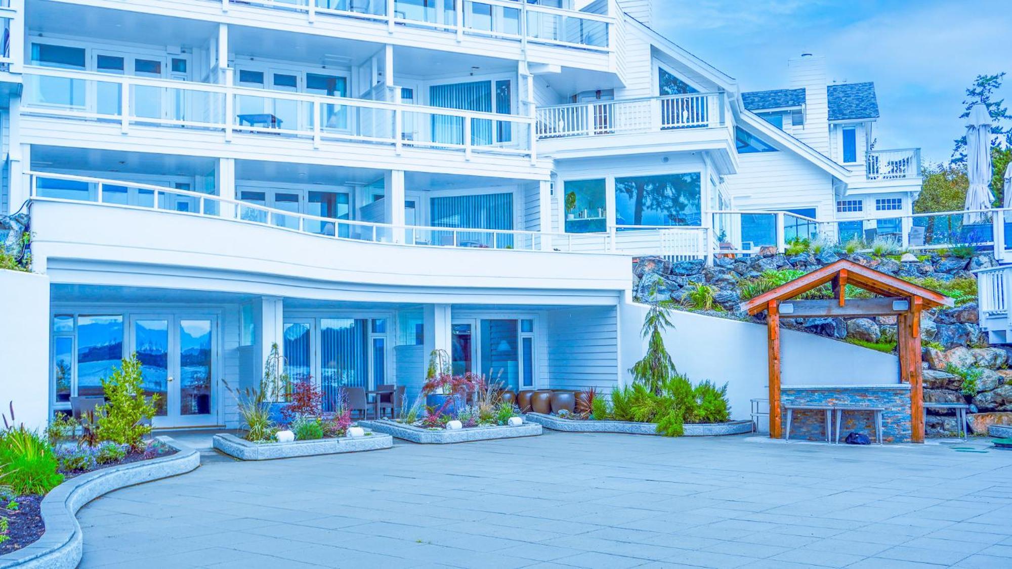 Sooke Harbour House Hotel Екстериор снимка